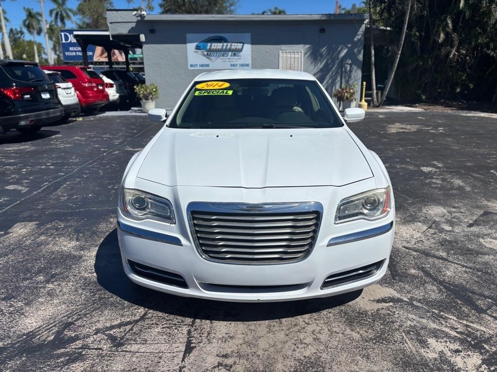 Chrysler 300  2014