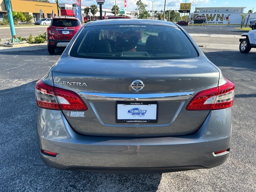 Nissan Sentra  2015