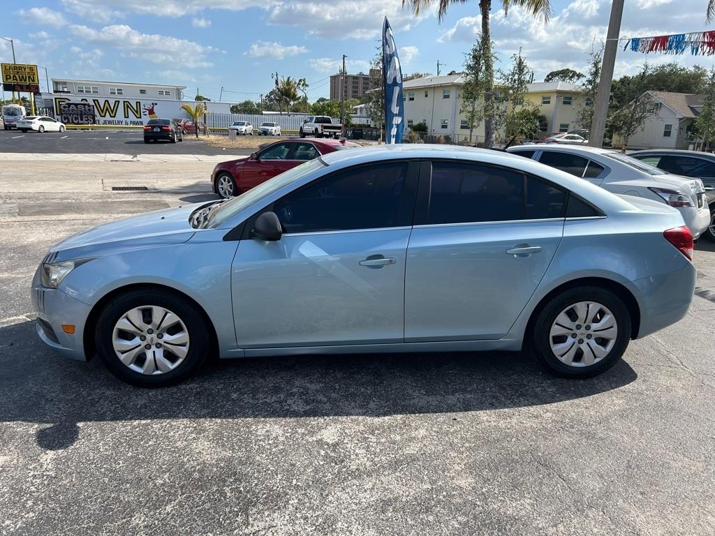 Chevrolet Cruze  2012