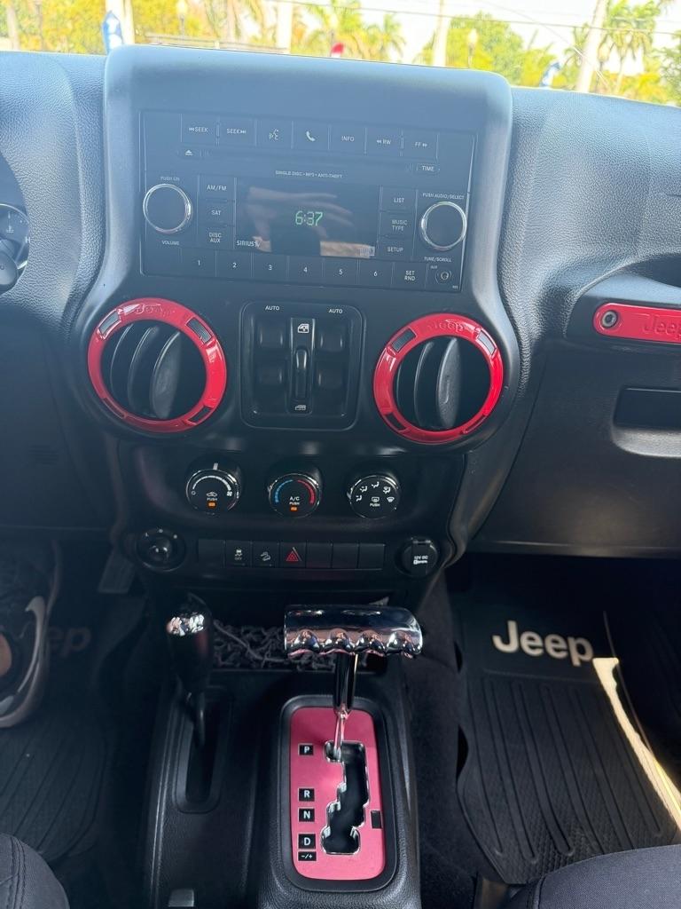 Jeep Wrangler 4WD 4dr Sport 2015