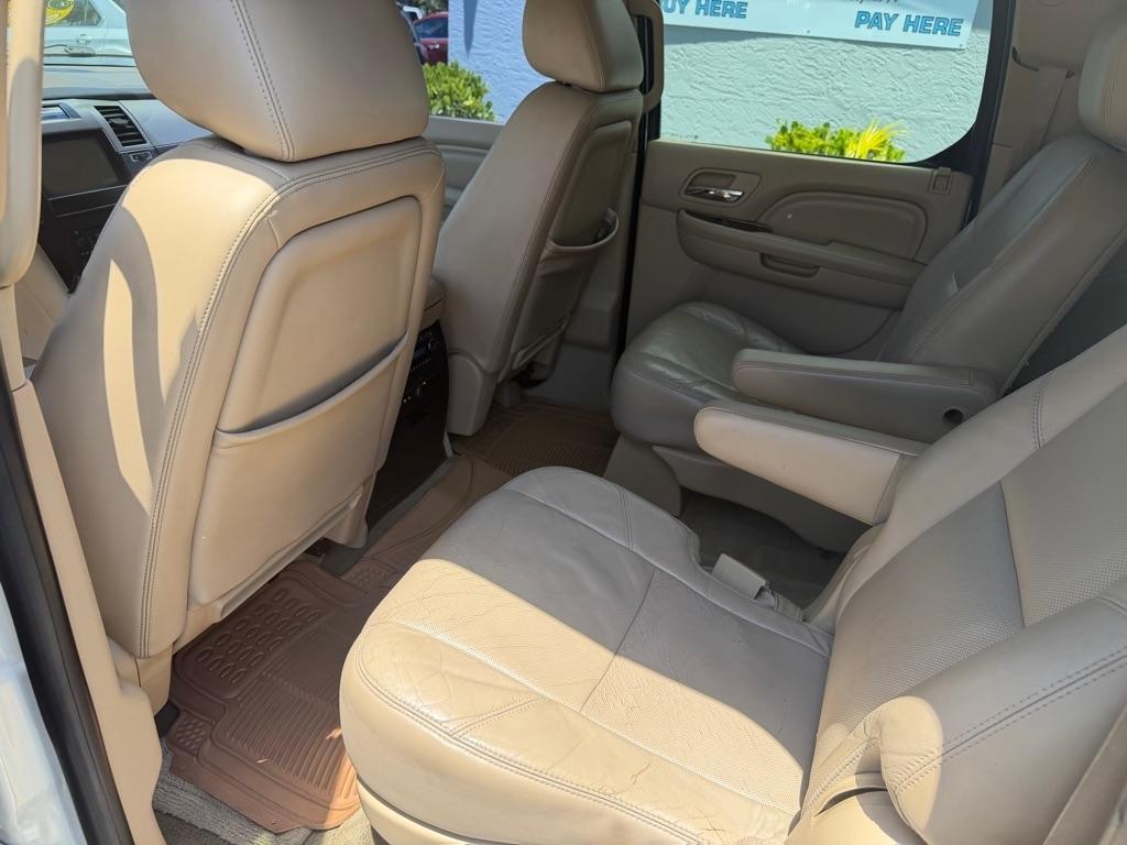 Cadillac Escalade  2012