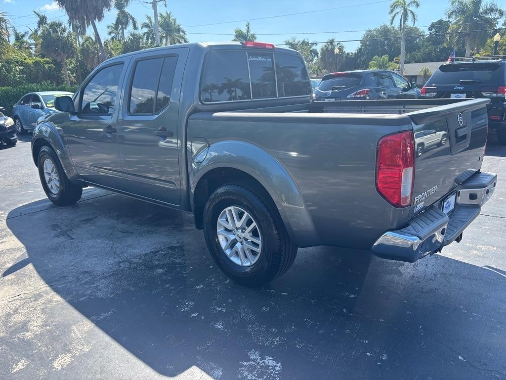 Nissan Frontier 2WD Crew Cab SWB Auto SV 2016