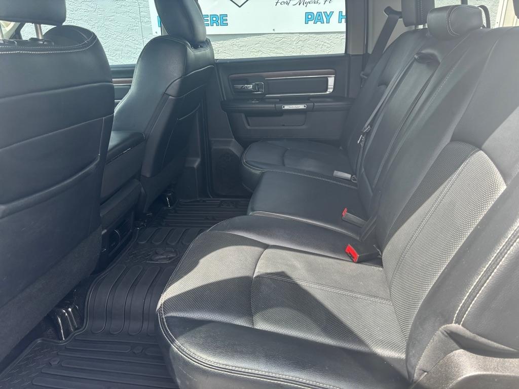 RAM 1500 Laramie 4x4 Crew Cab 5'7" Box 2018