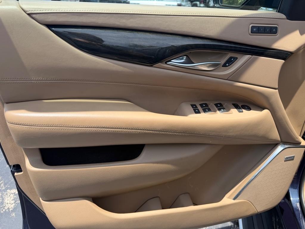 Cadillac Escalade  2018