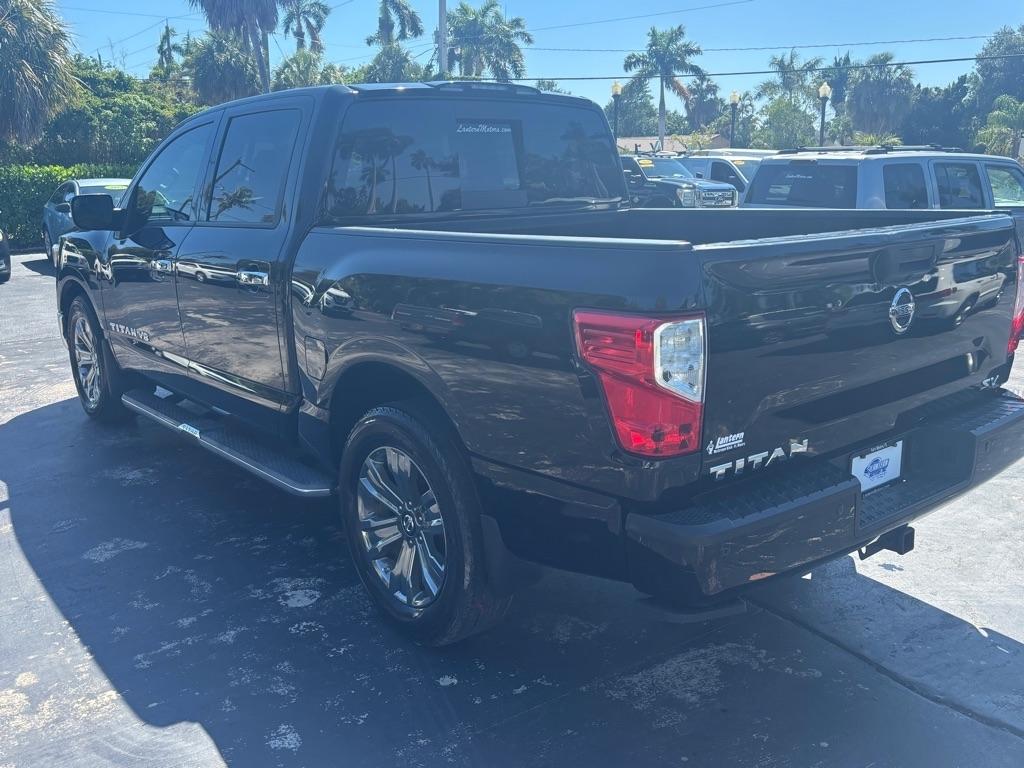 Nissan Titan 4x2 Crew Cab SV 2019