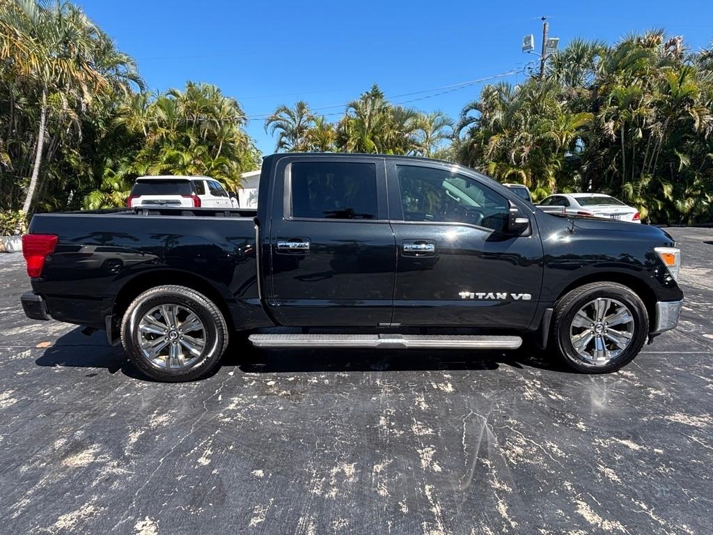 Nissan Titan 4x2 Crew Cab SV 2019