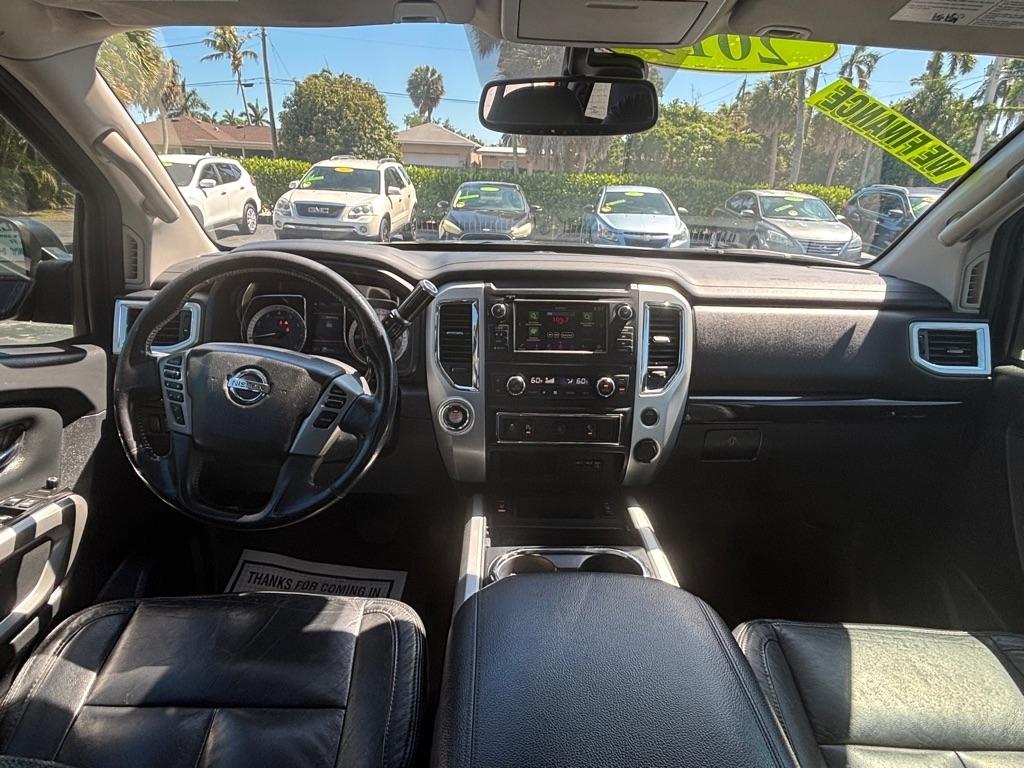 Nissan Titan 4x2 Crew Cab SV 2019