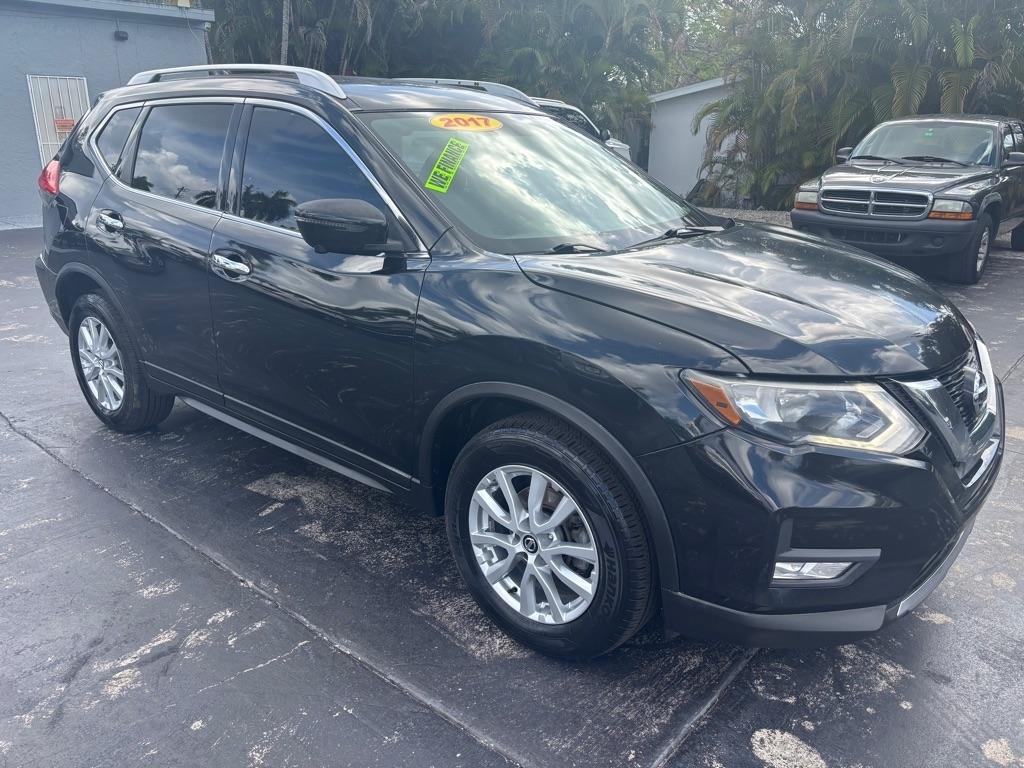 Nissan Rogue  2017