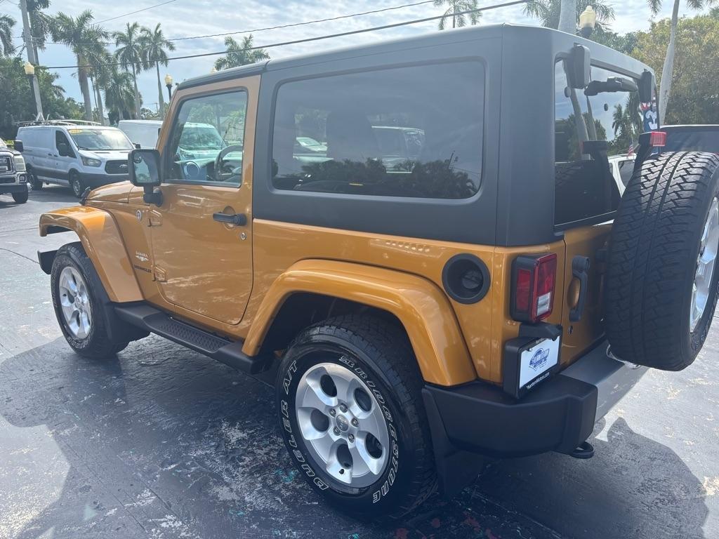 Jeep Wrangler 4WD 2dr Sahara 2014