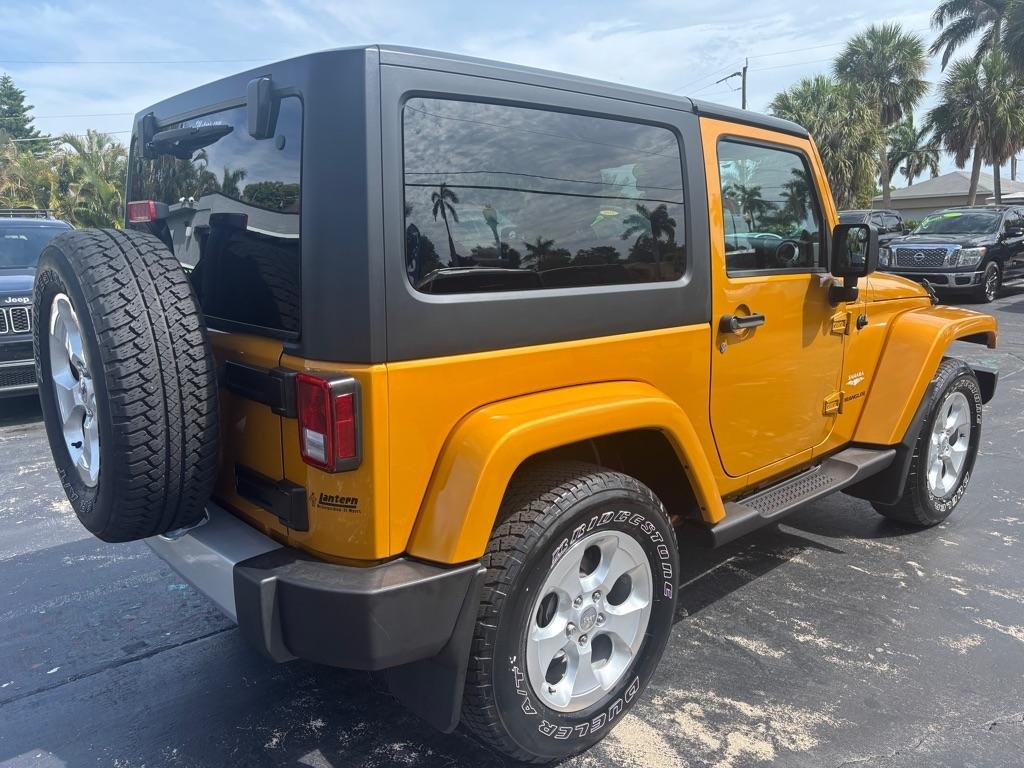 Jeep Wrangler 4WD 2dr Sahara 2014
