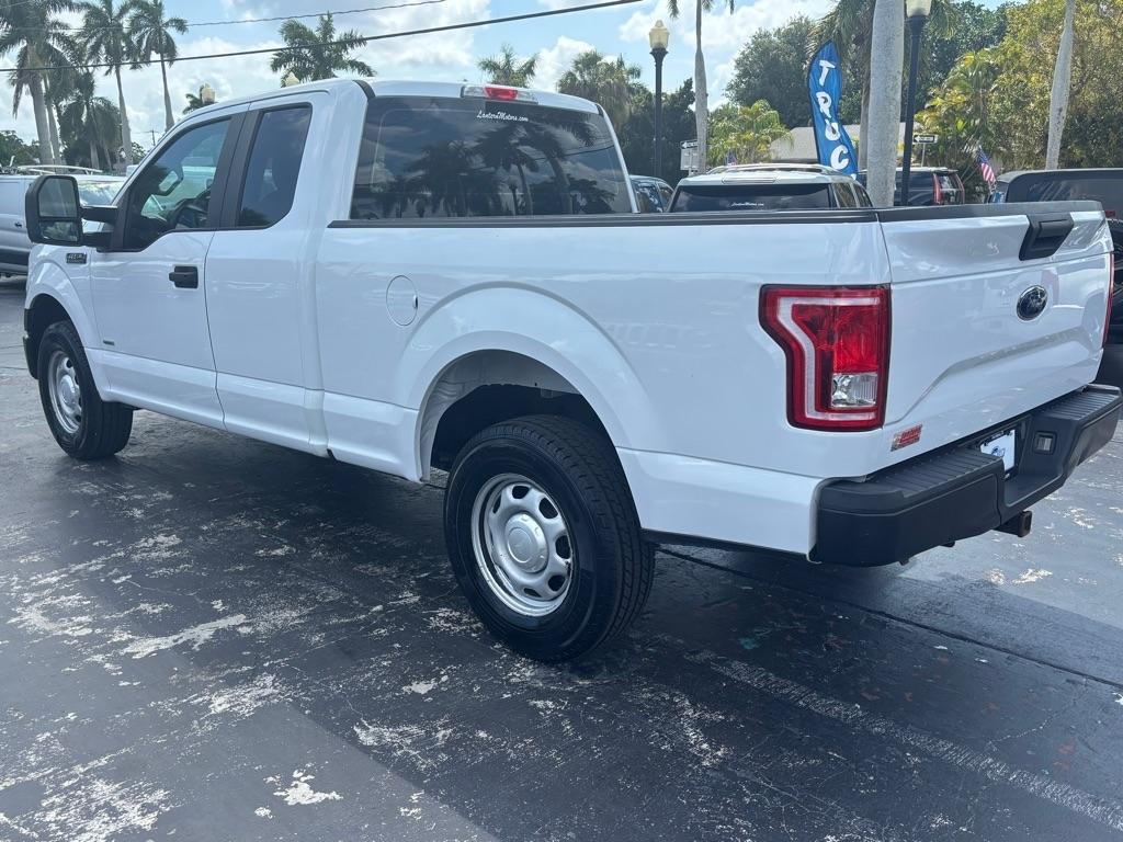 Ford F-150 XL 4WD SuperCab 8' Box 2017