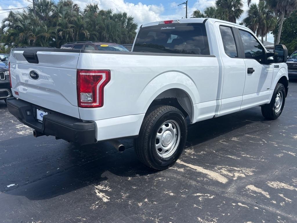 Ford F-150 XL 4WD SuperCab 8' Box 2017