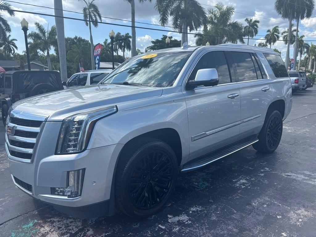 2017 Cadillac Escalade 2WD 4dr Luxury