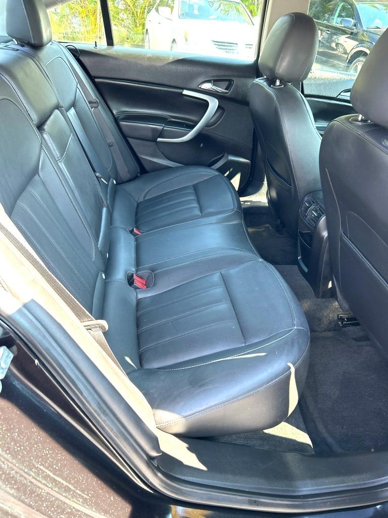 Buick Regal 4dr Sdn Base 2012