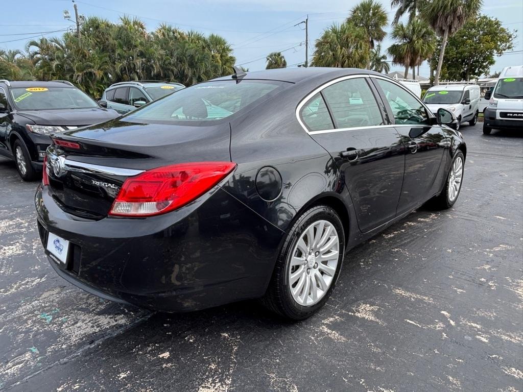 Buick Regal 4dr Sdn Base 2012