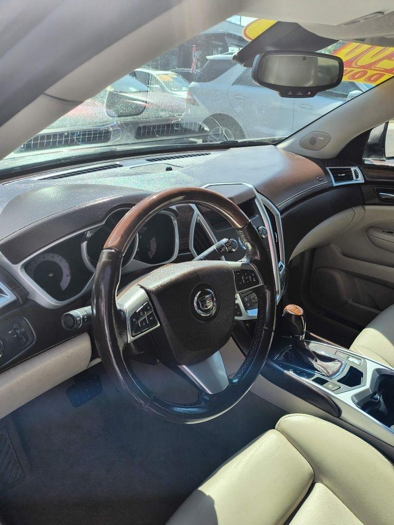Cadillac SRX FWD 4dr Premium Collection 2011