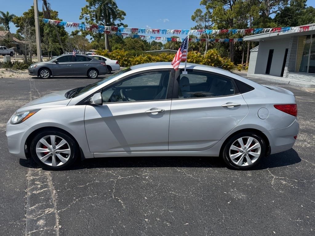 Hyundai Accent 4dr Sdn Auto GLS 2013