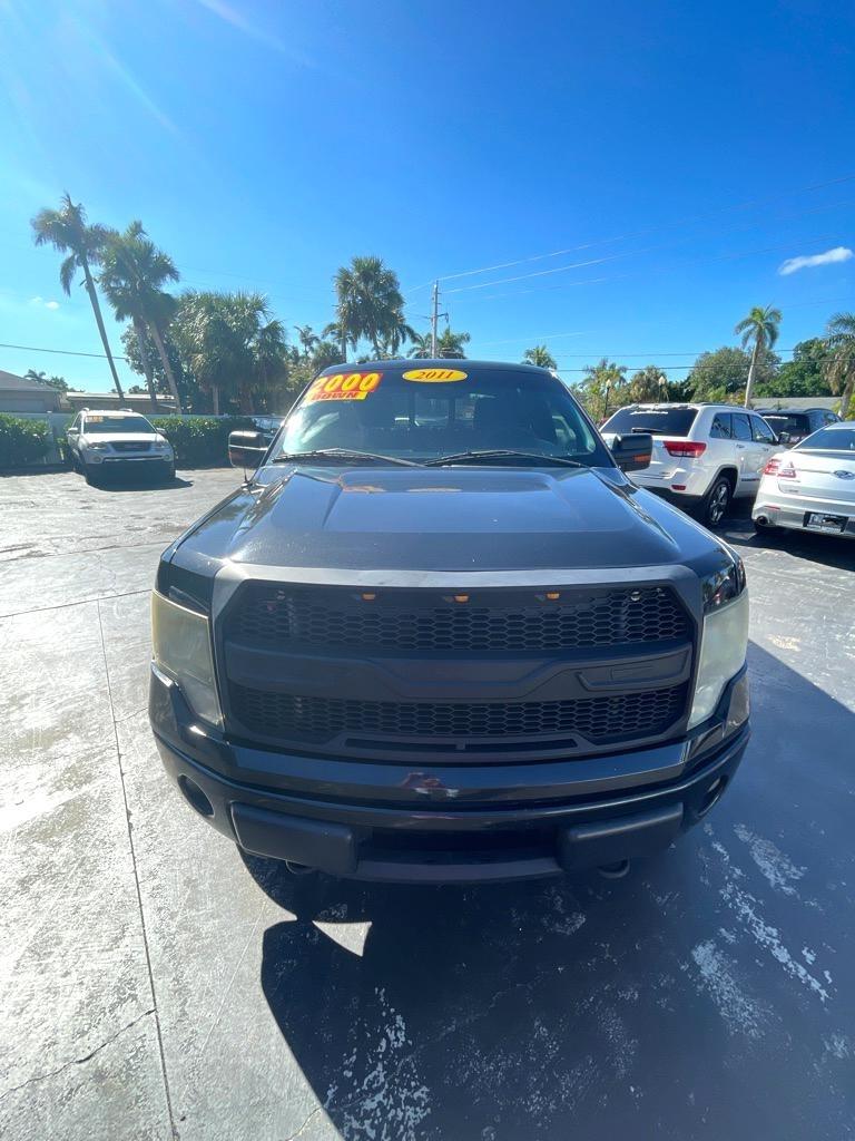 Ford F-150 4WD SuperCrew 145" Platinum 2011
