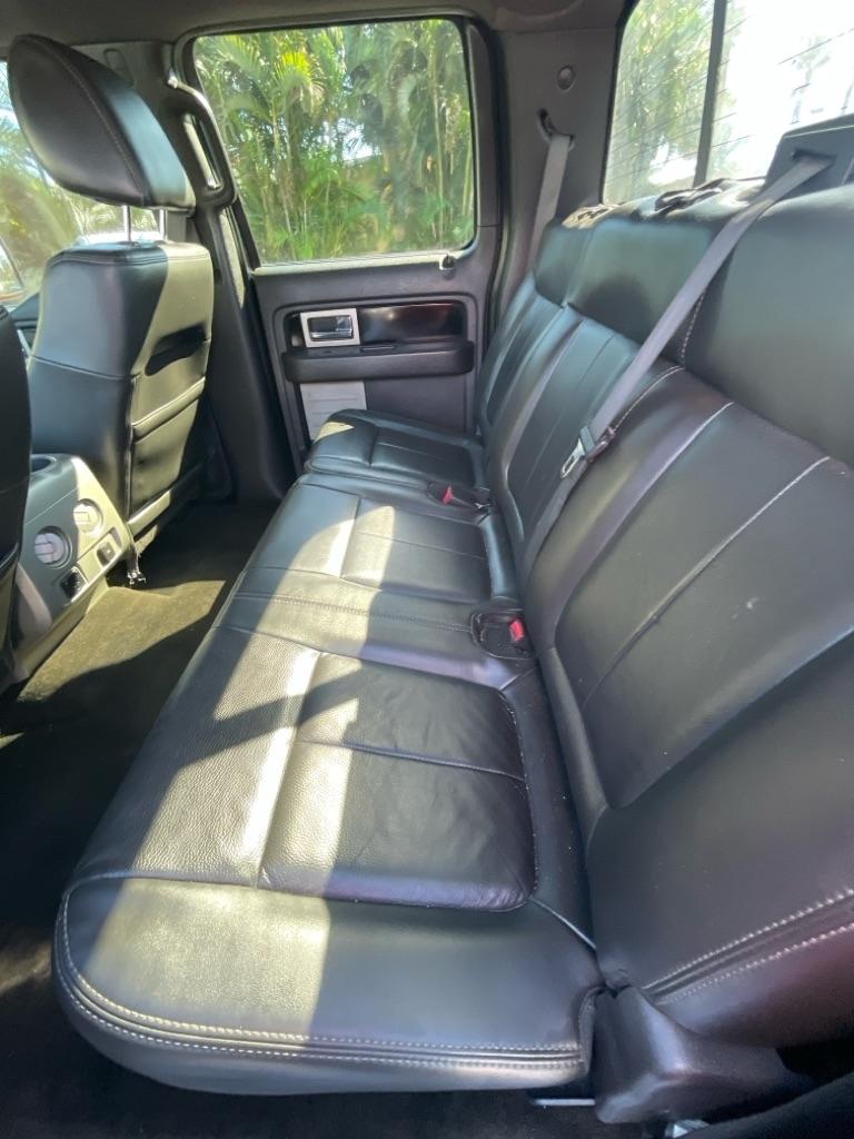 Ford F-150 4WD SuperCrew 145" Platinum 2011