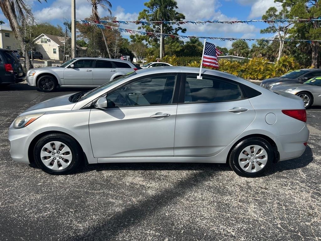Hyundai Accent 4dr Sdn Auto GLS 2015