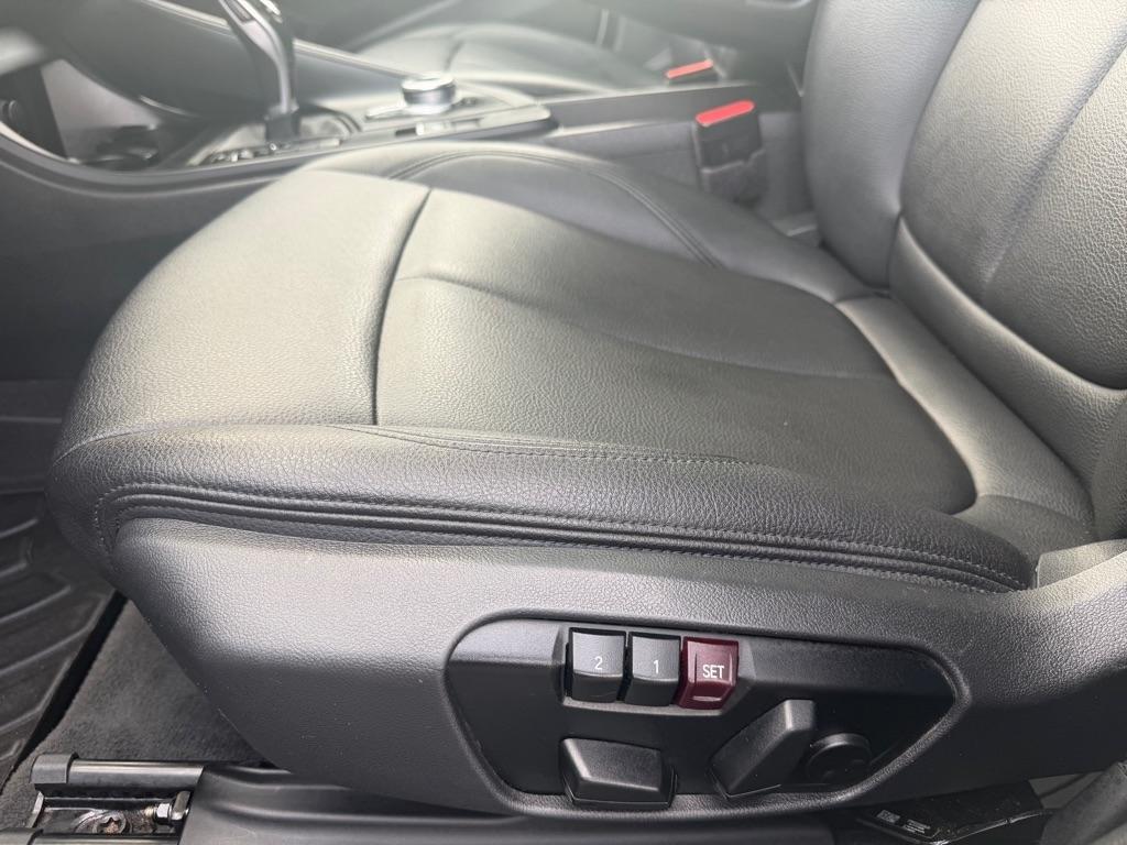 BMW X1 sDrive28i Sports Activity Vehicle 2021