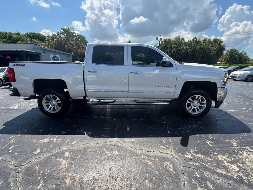 Chevrolet Silverado 1500 4WD Crew Cab 143.5" LTZ w/1LZ 2018