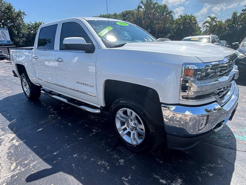 Chevrolet Silverado 1500 4WD Crew Cab 143.5" LTZ w/1LZ 2018