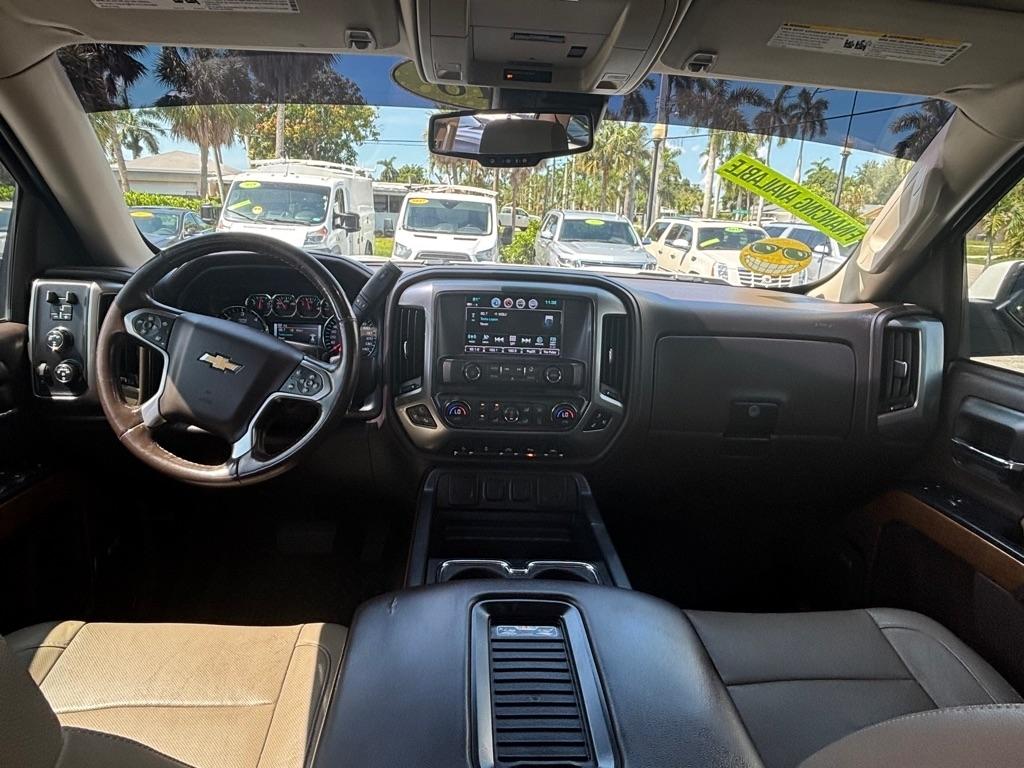 Chevrolet Silverado 1500 4WD Crew Cab 143.5" LTZ w/1LZ 2018