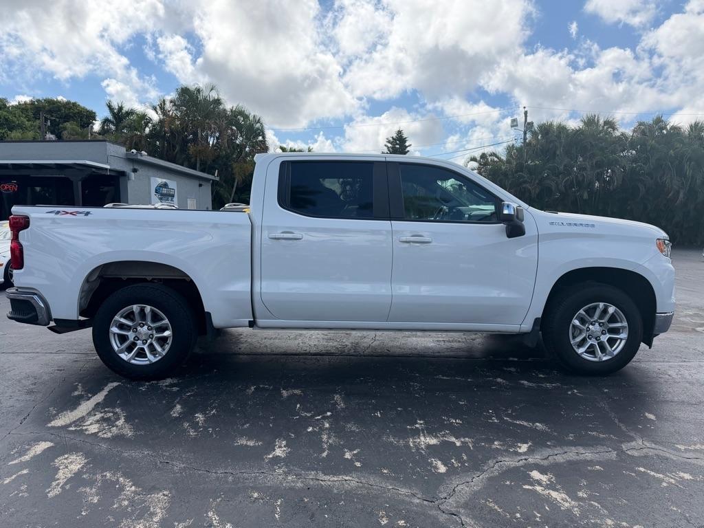Chevrolet Silverado 1500 4WD Crew Cab 147" LT w/2FL 2024