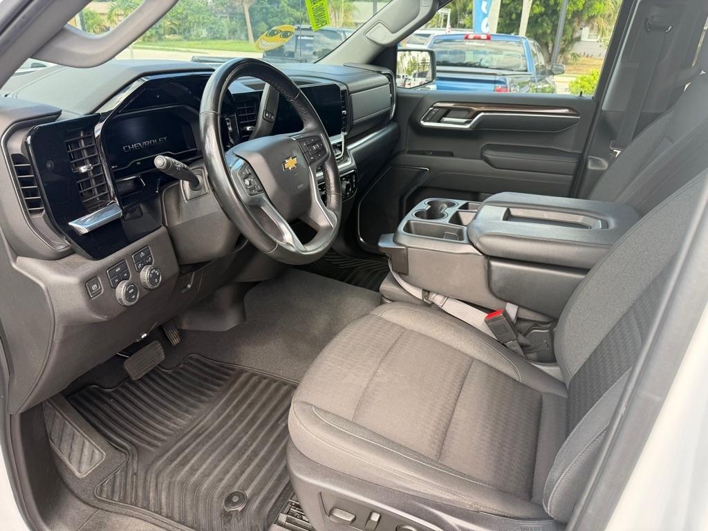 Chevrolet Silverado 1500 4WD Crew Cab 147" LT w/2FL 2024