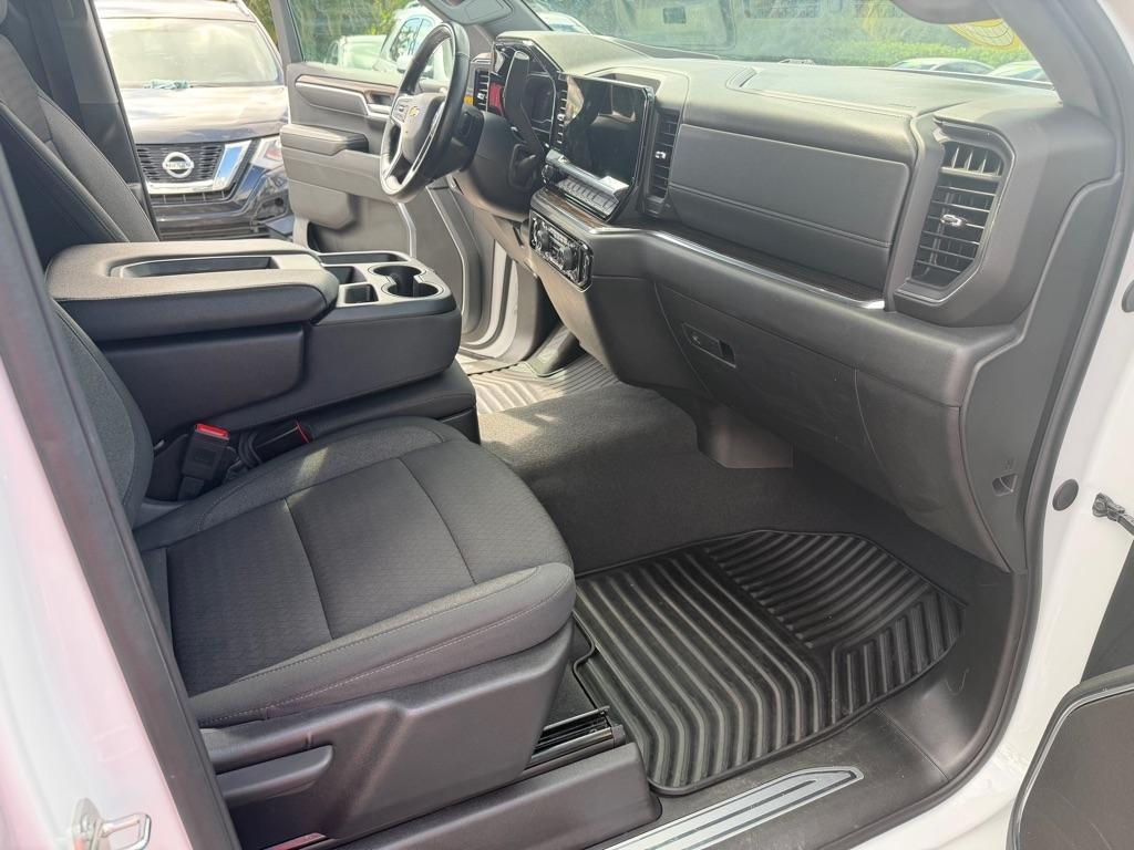 Chevrolet Silverado 1500 4WD Crew Cab 147" LT w/2FL 2024