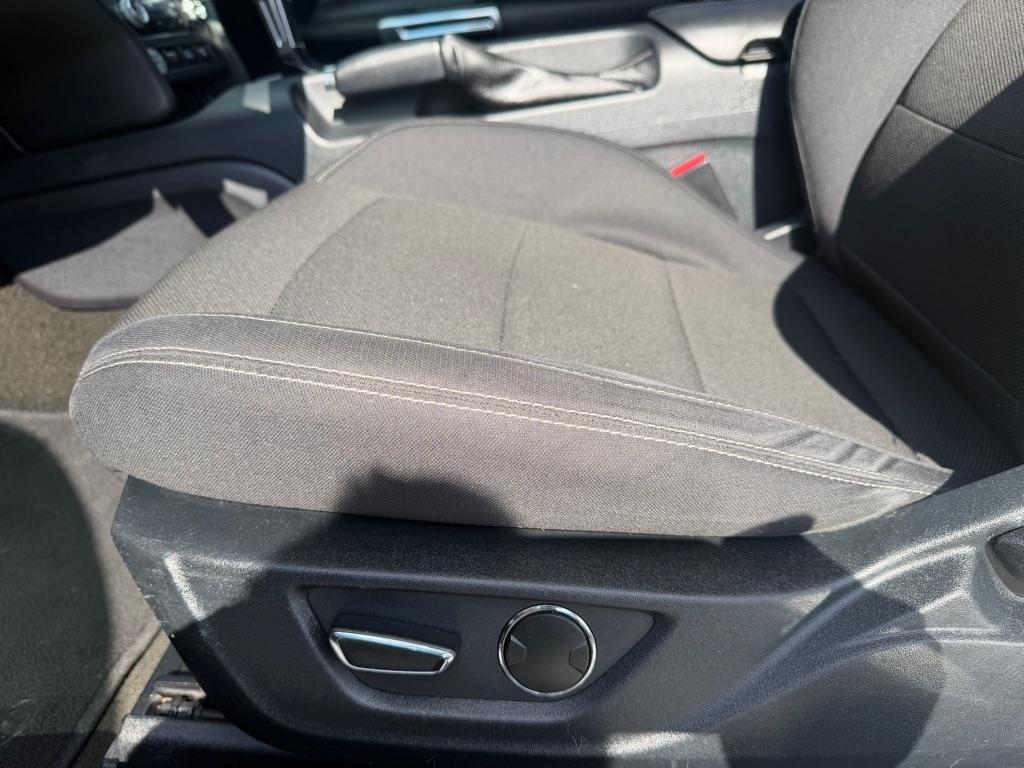 Ford Mustang 2dr Conv V6 2016