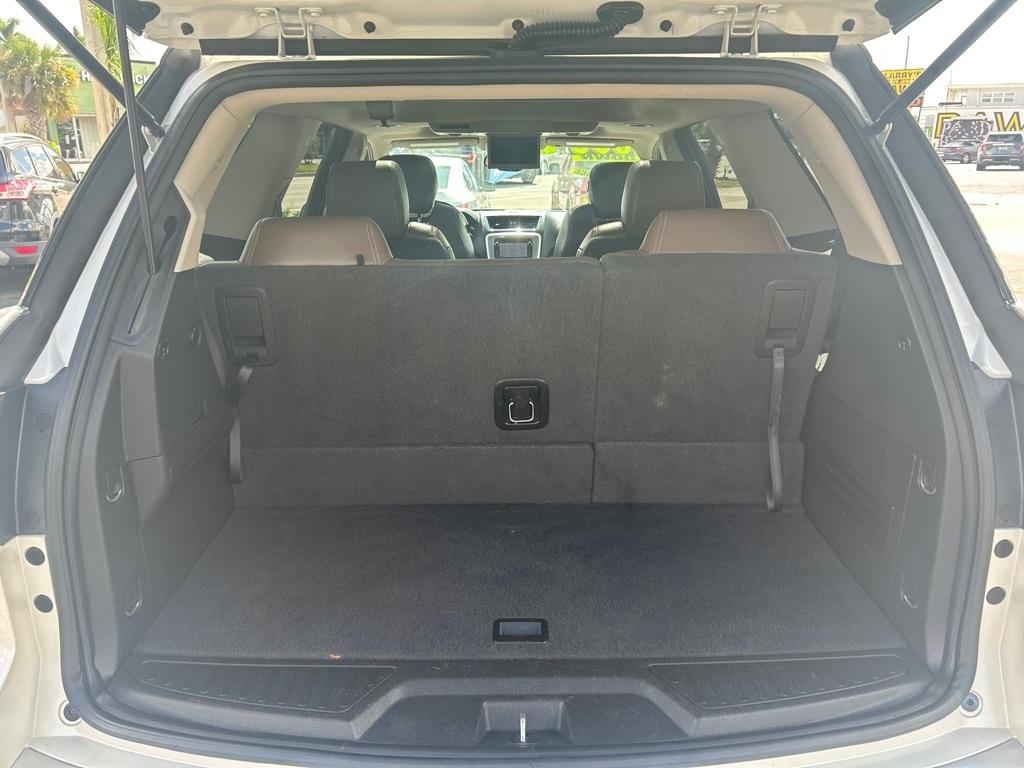 GMC Acadia FWD 4dr SLT w/SLT-1 2015