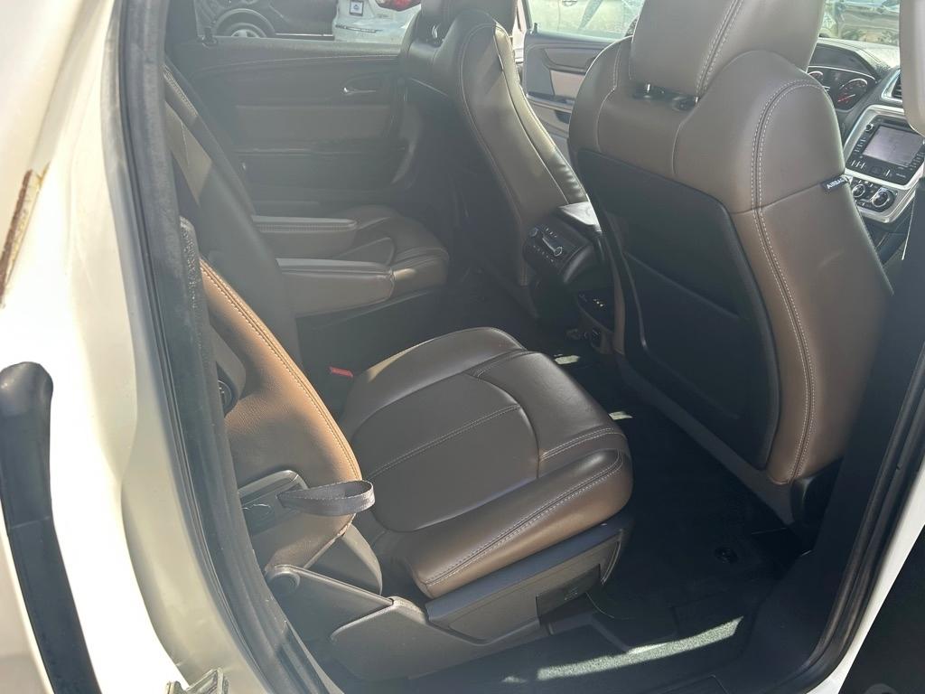 GMC Acadia FWD 4dr SLT w/SLT-1 2015