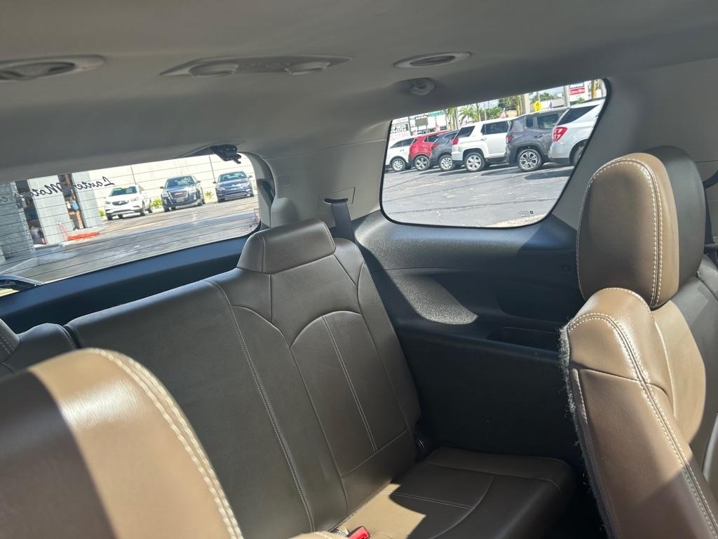 GMC Acadia FWD 4dr SLT w/SLT-1 2015