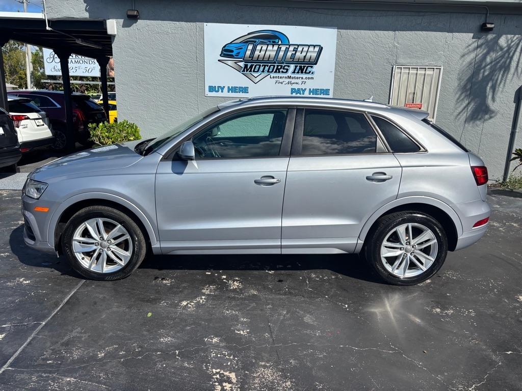 2017 Audi Q3 2.0 TFSI Premium FWD