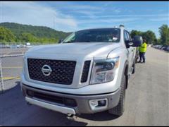 2016 Nissan Titan XD 