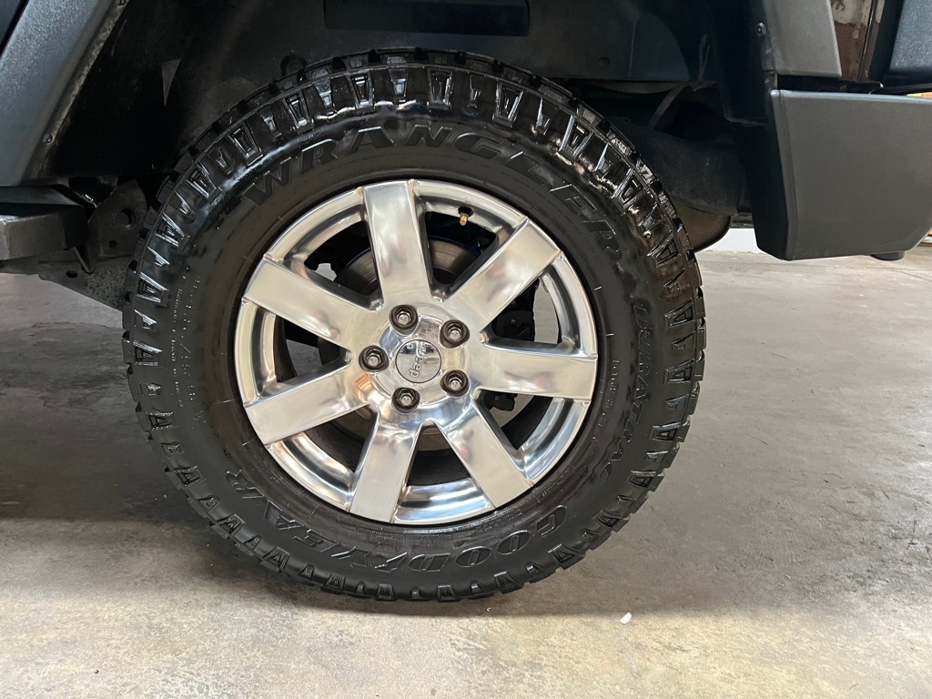 Jeep Wrangler Unlimited 4WD 4dr Willys Wheeler *Ltd Avail* 2015