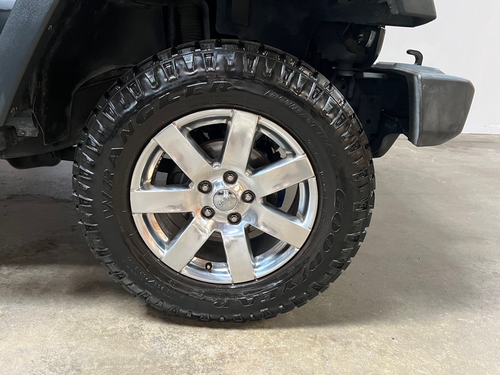 Jeep Wrangler Unlimited 4WD 4dr Willys Wheeler *Ltd Avail* 2015