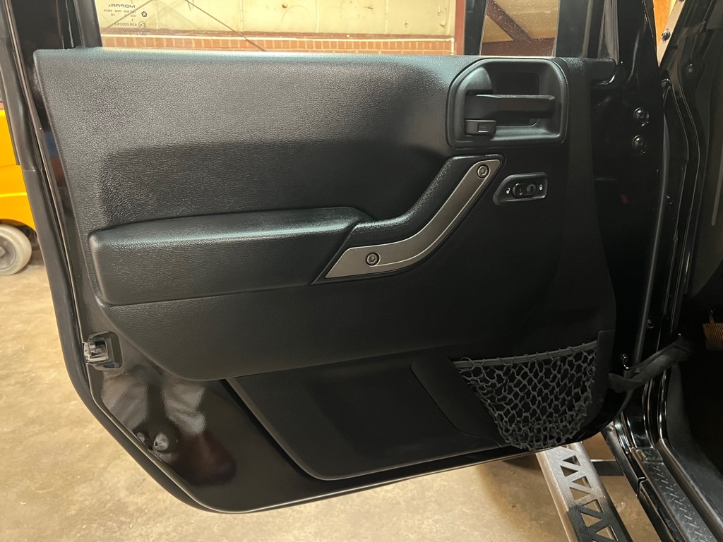 Jeep Wrangler Unlimited 4WD 4dr Willys Wheeler *Ltd Avail* 2015