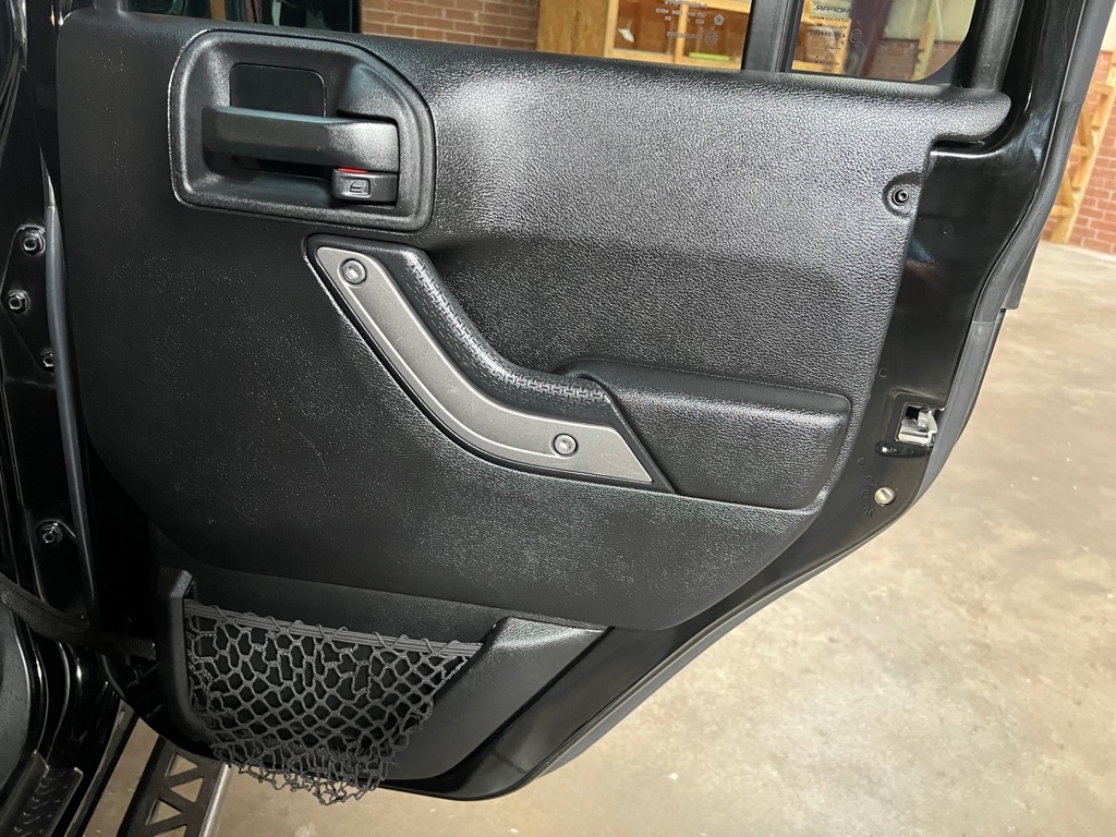 Jeep Wrangler Unlimited 4WD 4dr Willys Wheeler *Ltd Avail* 2015