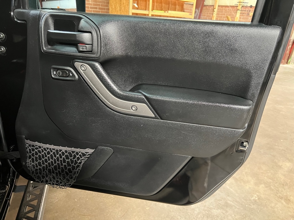 Jeep Wrangler Unlimited 4WD 4dr Willys Wheeler *Ltd Avail* 2015