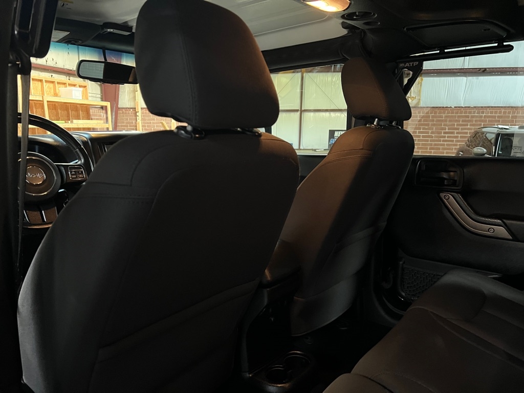 Jeep Wrangler Unlimited 4WD 4dr Willys Wheeler *Ltd Avail* 2015