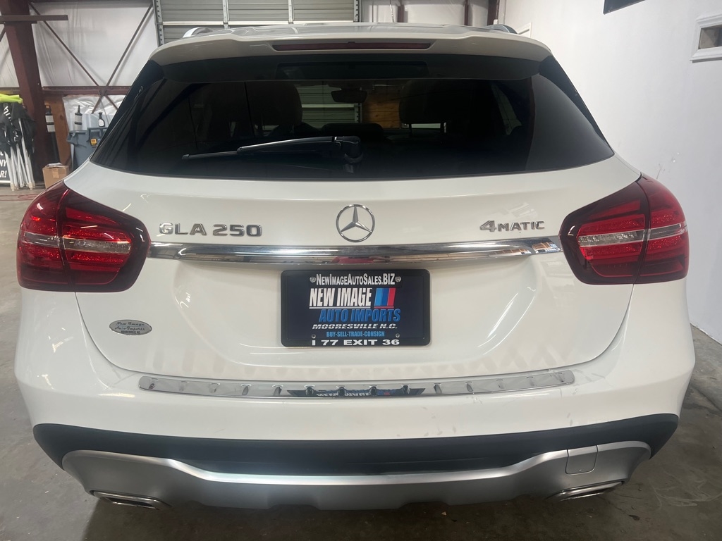 Mercedes-Benz GLA GLA 250 4MATIC SUV 2019