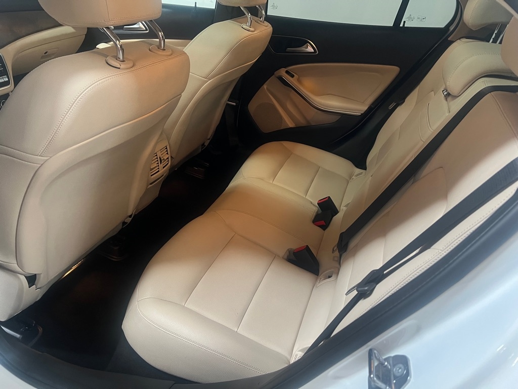 Mercedes-Benz GLA GLA 250 4MATIC SUV 2019