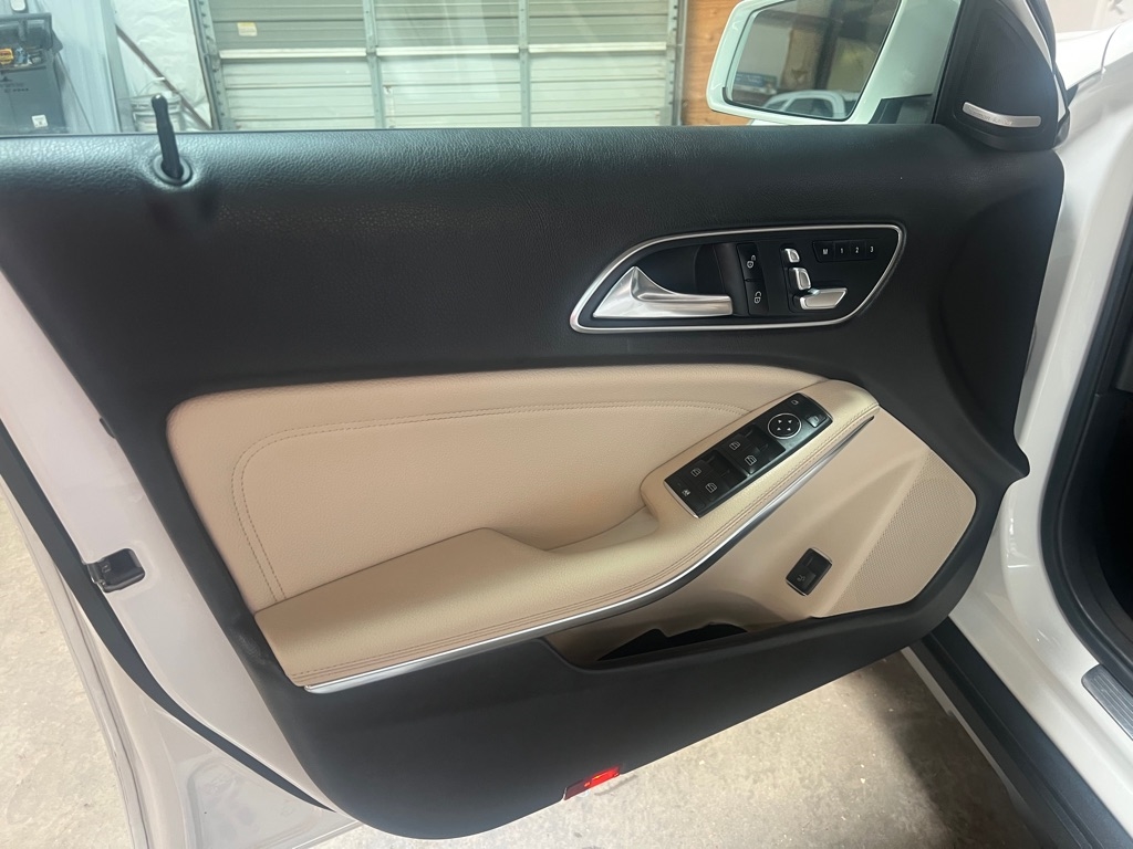 Mercedes-Benz GLA GLA 250 4MATIC SUV 2019