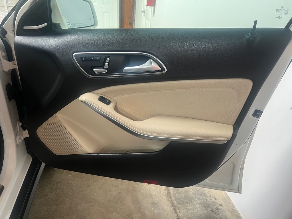 Mercedes-Benz GLA GLA 250 4MATIC SUV 2019