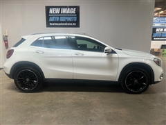 2019 Mercedes-Benz GLA  2019 Mercedes-Benz GLA