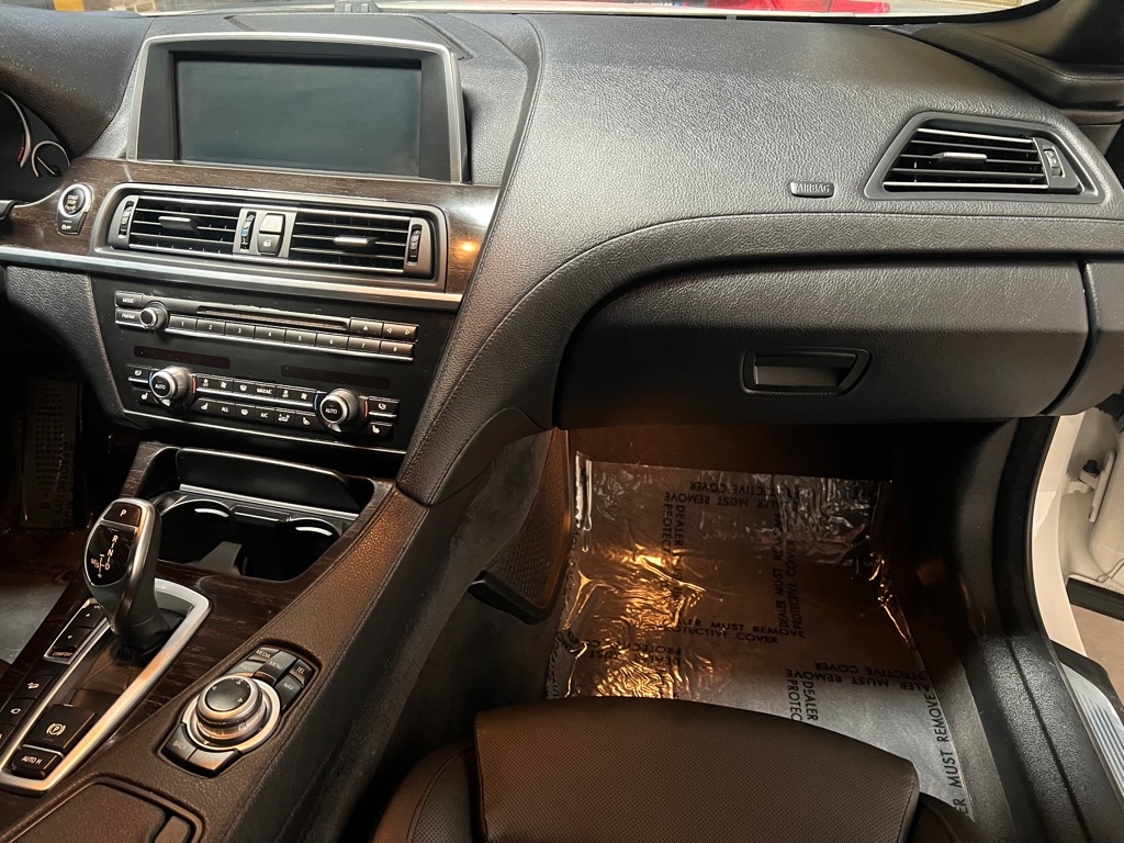 BMW 6 Series 2dr Conv 640i xDrive AWD 2014