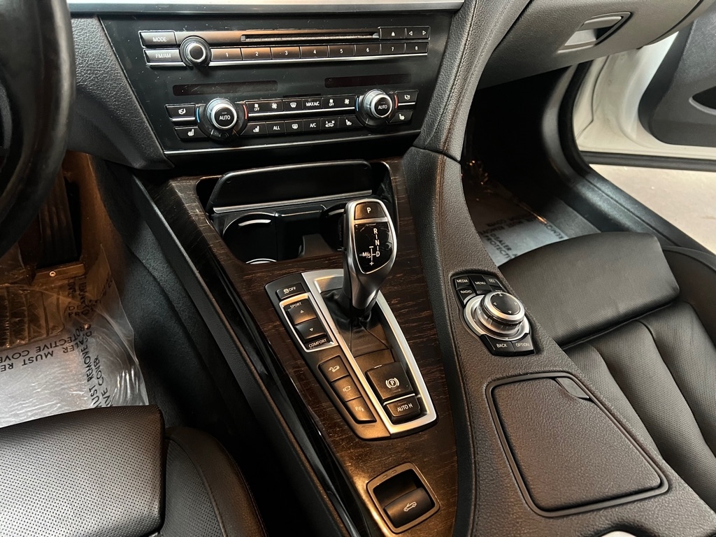 BMW 6 Series 2dr Conv 640i xDrive AWD 2014